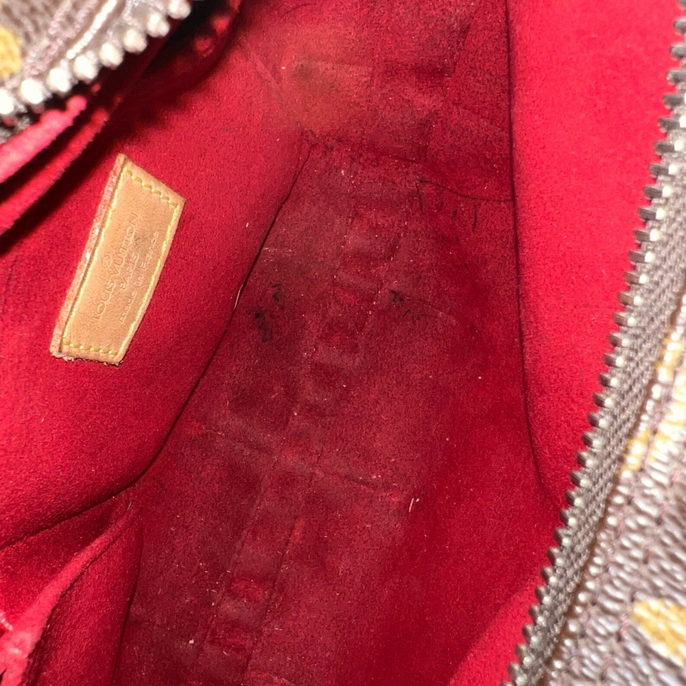 🔥SALE🔥LOUIS VUITTON CROISSANT. Excellent condition. Original dust bag. - Picture 10 of 12